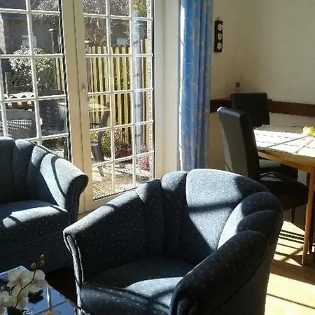 Komfortables Mit Zwei Terrassen, Nicht Weit Vom Holiday home *
